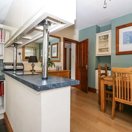 Lyndhurst 度假居 *